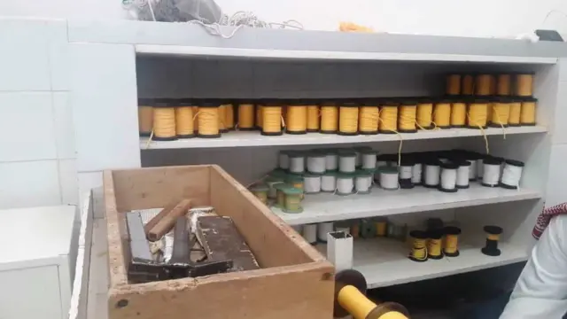 د کعبې پوښ جوړول