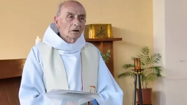 Padre Jacques Hamel estava conduzindo a missa quando dois homens invadirampixplay betigreja