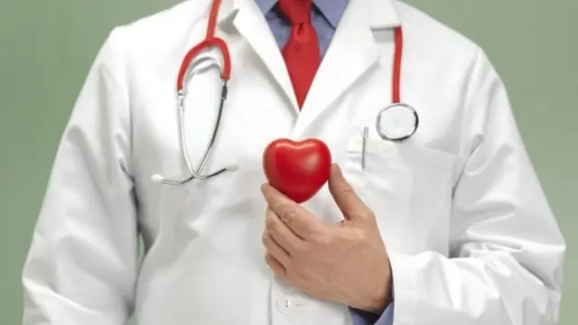 డ్రై ప్రొటీన్ పౌడర్లు అధికంగా తీసుకోవడం గుండె సమస్యలకు దారి తీస్తుందని నిపుణులు హెచ్చరిస్తున్నారు.