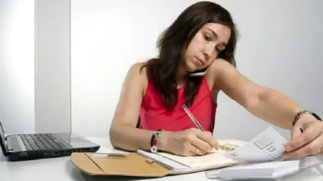 नौकरीपेशा महिला