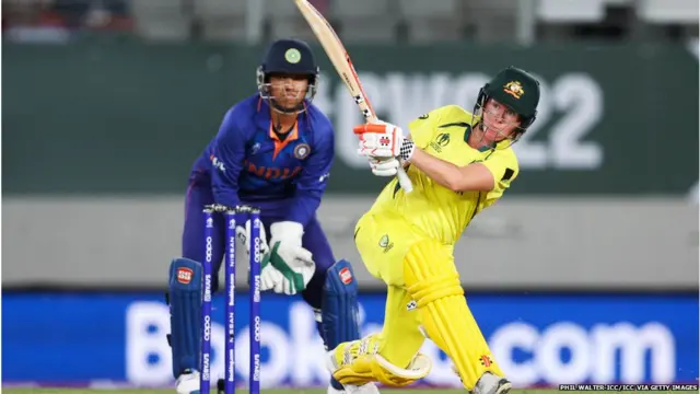 महिला क्रिकेट