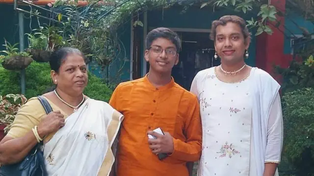 ट्रान्सजेंडर, महिला, पुरुष, आई