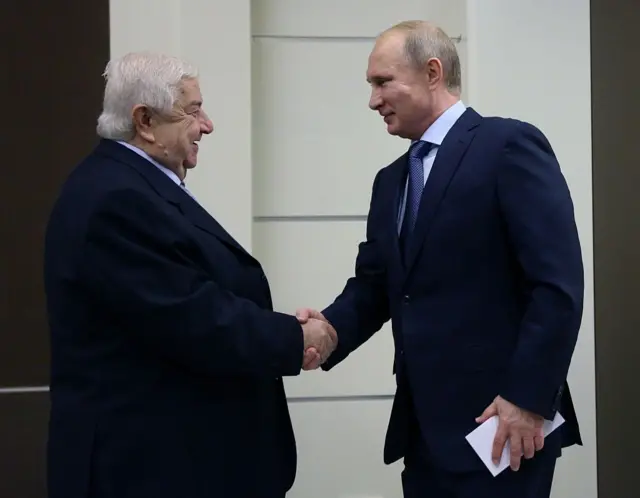 دافع المعلم عن الدور العسكري المتنامي لروسيا في بلاده