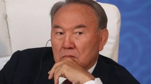 ۷۸ کلن نذربایوف له ۱۹۹۰ کال راهیسې د تېلو پریمانه شتمنۍ لرونکی قزاقستان بې له کومې لویې ننګونې واکمن و.