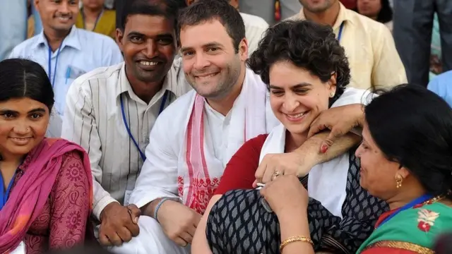 प्रियांका गांधी आणि राहुल गांधी