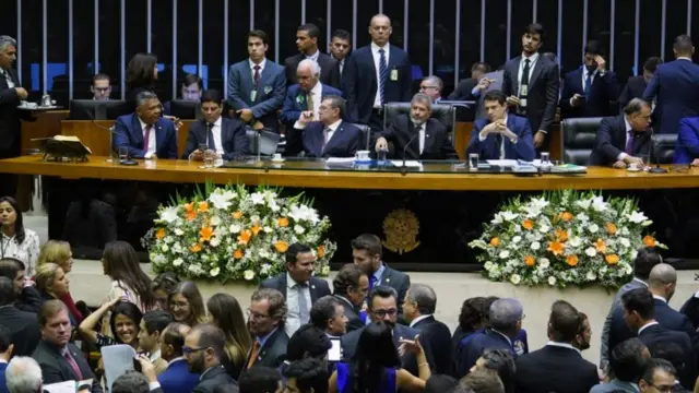 Mesa da Câmara durante eleição