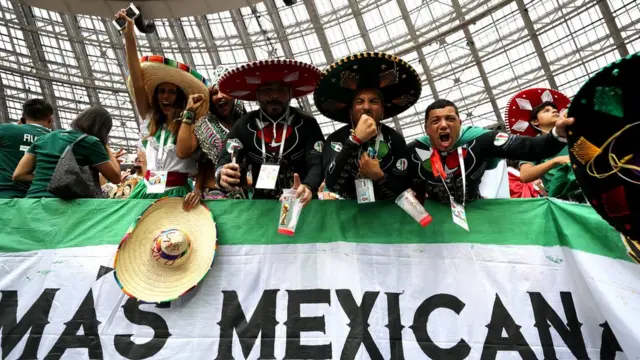 Aficionados de México en Moscú