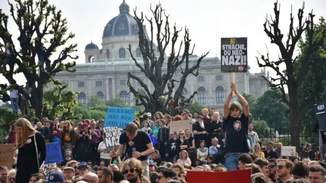 Протест проти Штрахе