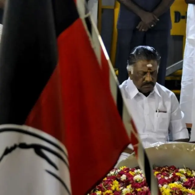 ओ पनीरसेल्वम, तमलिनाडु के नेता
