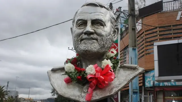 مجسمه قاسم سلیمانی در بهشهر