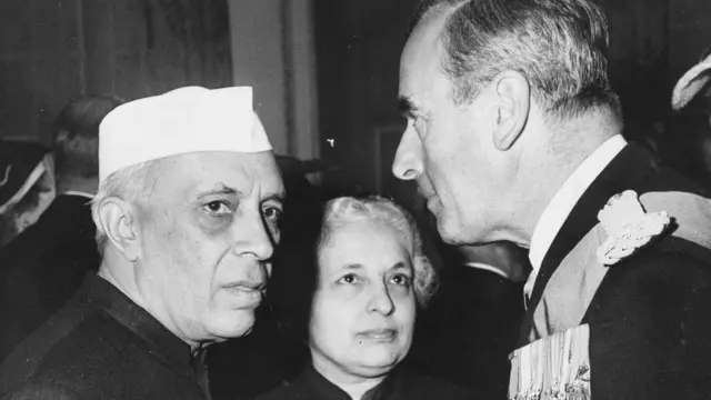 जवाहर लाल नेहरू और माउंटबेटन