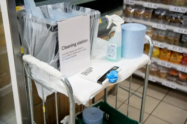 В супермаркете Tesco, 24 марта 2020