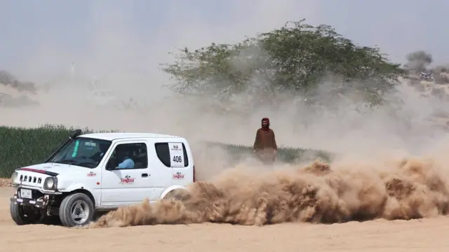 چولستان جیپ