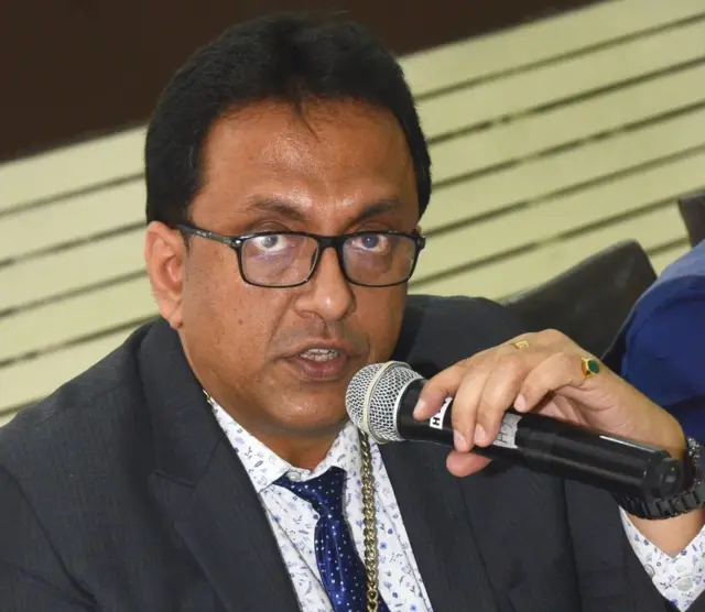 डॉक्टर शांतनु सेन