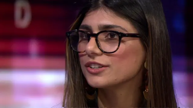 Mia Khalifa dá entrevista à BBC