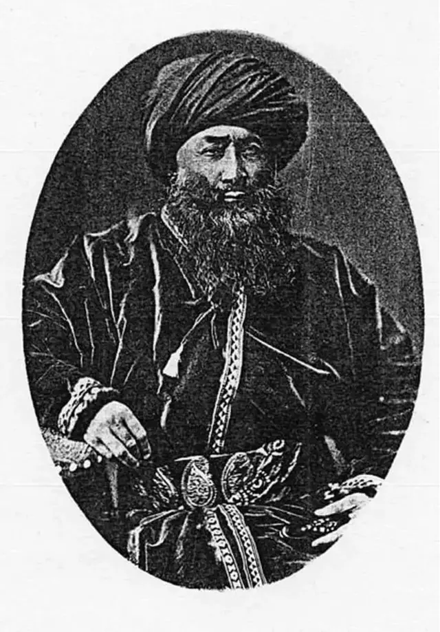 યાકુબ બેગે અમીરાતની સ્થાપના કરી હતી જેને બ્રિટન અને રશિયા દ્વારા ટેકો મળ્યો હતો