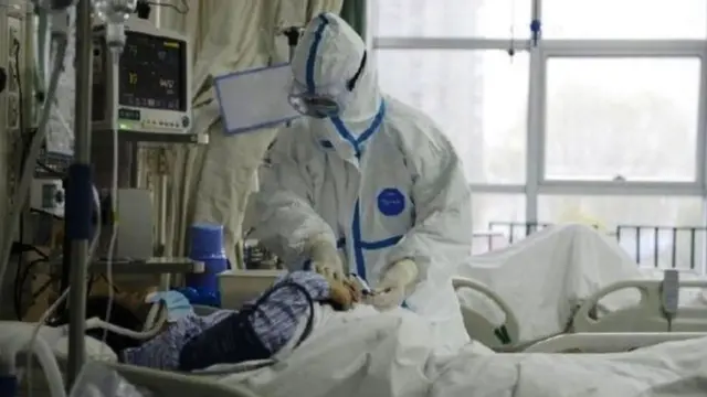 হাসপাতালে করোনাভাইরাস আক্রান্ত রোগীর চিকিৎসা চলছে