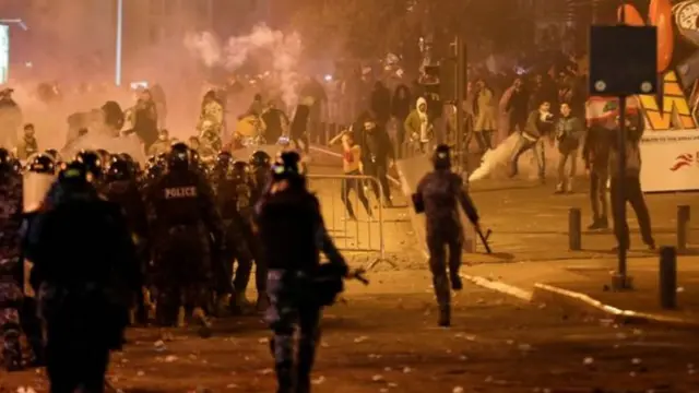 Abashika 54 barakomeretse muri iyo migumuko