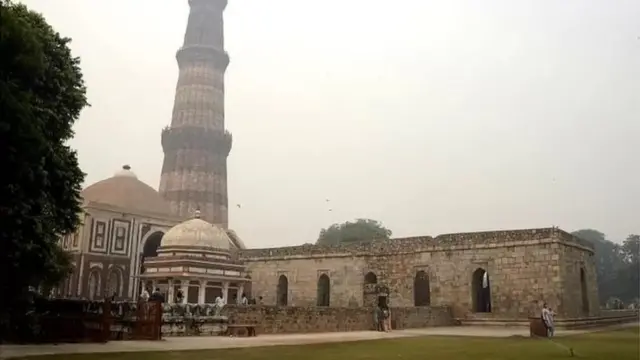 क़ुतुब मीनार