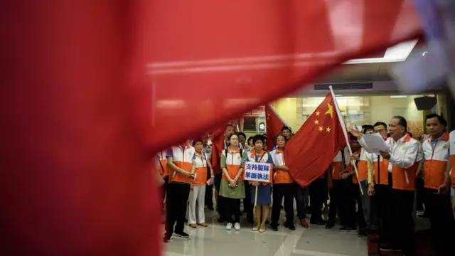 香港福建社团联会止暴制乱誓师大会上负责人发言（10/8/2019）