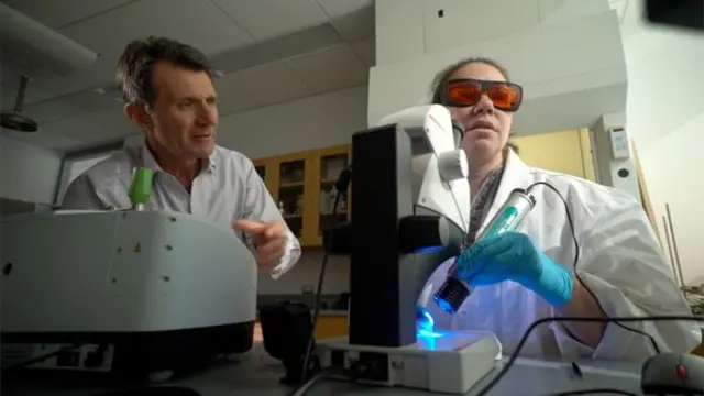 စစ်ဆေးရာမှာပါဝင်တဲ့ ရေသန့်ကုမ္ပဏီတွေကတော့ ရေသန့်ဗူးတွေကို အမြင့်ဆုံးစံချိန်နဲ့ ထုတ်လုပ်တာလို့ ပြောပါတယ်။