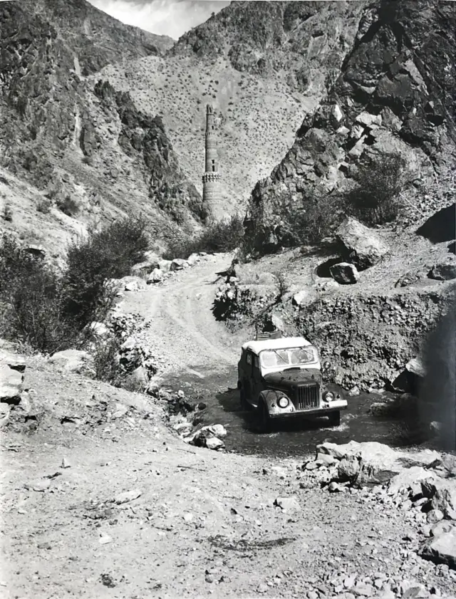 جام منار په نړۍ کې له خښتو جوړ تر ټولو پخوانی څلی یادېږي ( فایل تصویر)