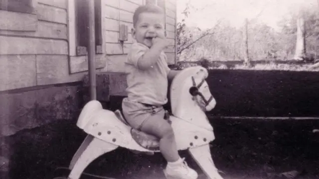 Eski bir çocuk fotoğrafı