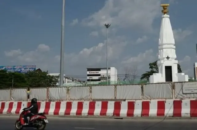 อนุสาวรีย์พิทักษ์รัฐธรรมนูญ