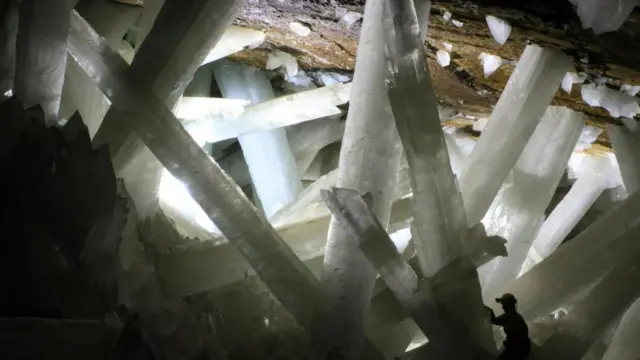 Печера кристалів у шахті Найка