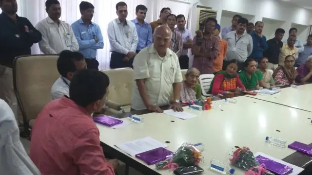 जनार्दन भट्ट और उनकी पत्नी