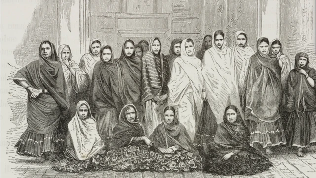 నాట్యం చేసే మహిళలు