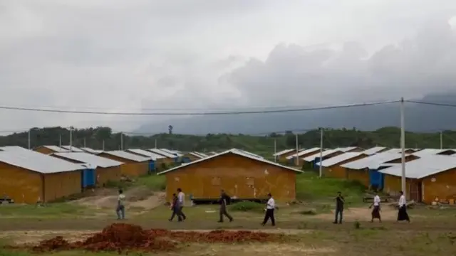 ရိုဟင်ဂျာတွေ ပြန်လည်နေရာချထားရေး စခန်းတစ်ခုဖြစ်တဲ့ လှဖိုးခေါင်စခန်း