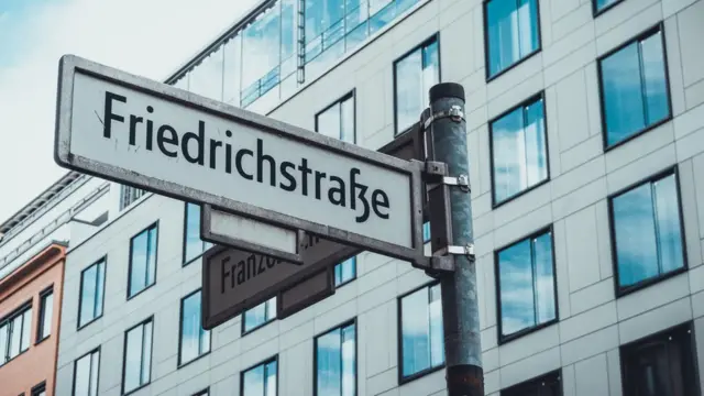 Placa da Friedrichstrasse