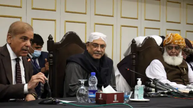 பாகிஸ்தான் இம்ரான்கான்