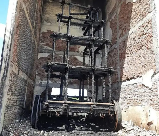 అంతర్వేదిలో కాలిపోయిన రథం