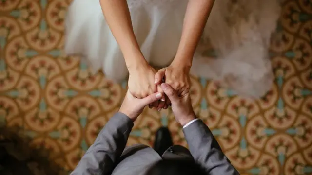 Các cặp vợ chồng dường như lây tính cách của nhau qua thời gian.