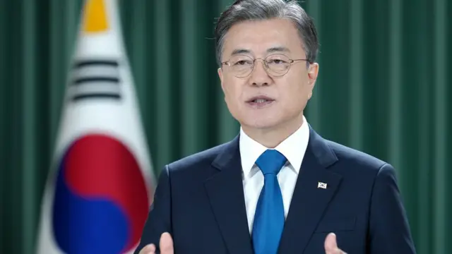 코로나19로 인해 화상으로 개최된 75차 유엔 총회에서 연설하고 있는 문재인 대통령