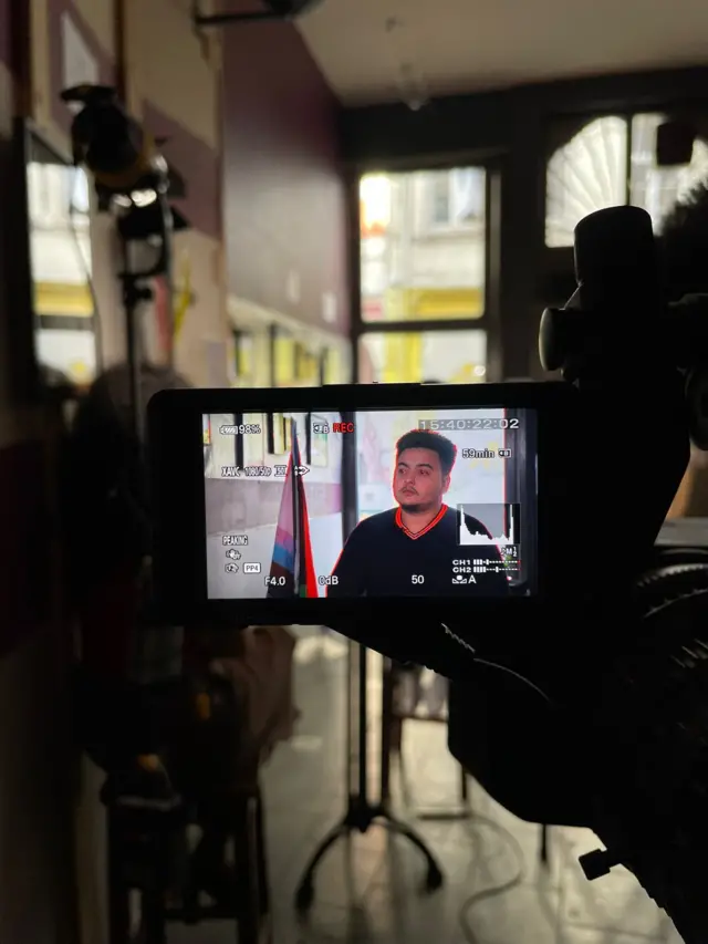 غالي أثناء التصوير