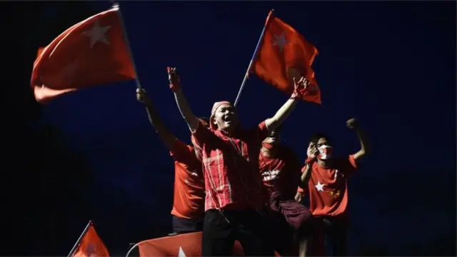 နောက်ဆုံးကျင်းပထားတဲ့ ရွေးကောက်ပွဲနှစ်ကြိမ်လုံးကို NLD ပါတီက အပြတ်အသတ်အနိုင်ရခဲ့ပါတယ်။