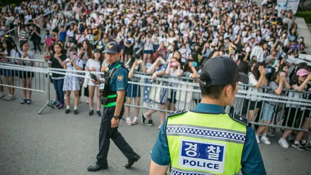 ความคลั่งไคล้นักร้องเกาหลีของกลุ่มแฟนไม่ได้เป็นเฉพาะกับชาวไทยเท่านั้น