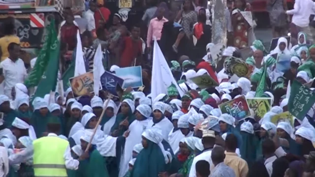 Dad xusaya Mowliidka