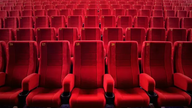 திரையரங்குகள்