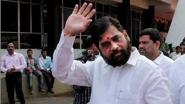 એકનાથ શિંદે 11 ધારાસભ્યો સાથે સુરતમાં