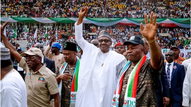 Buhari n juwọ nibi ipolongo ibo ni Uyo