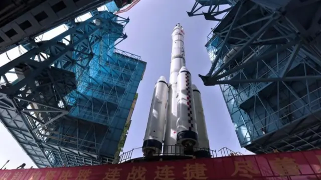 大推力运载火箭