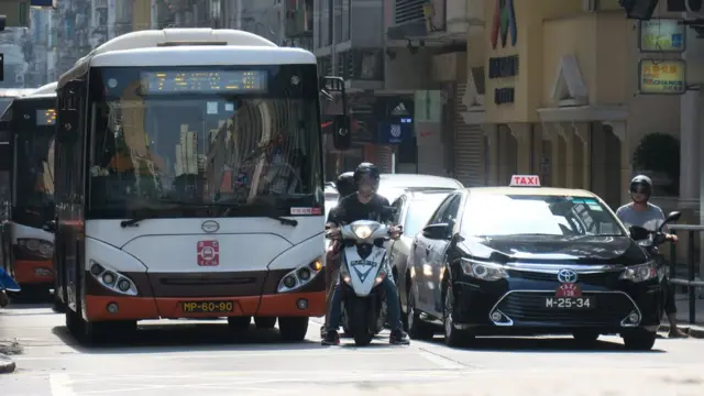 澳门塔石广场外交通