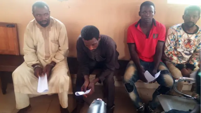 Awọn afurasi ọdaran