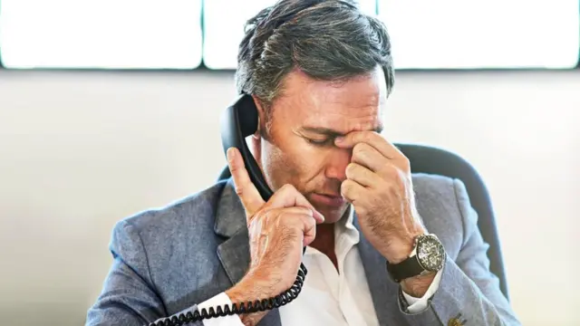 Сторонники "инструкций по эксплуатации" считают, что эти документы помогают найти причины вялотекущих проблем в отношениях между сотрудниками