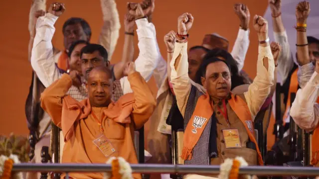 ઉત્તર પ્રદેશ અને ગુજરાતના મુખ્ય મંત્રી પક્ષના વાર્ષિક અધિવેશનમાં