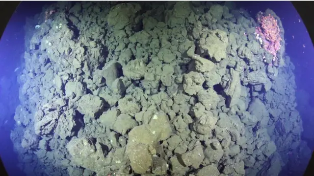 El resultado de una erupción bajo el agua